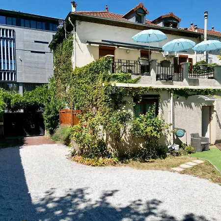 Clos Feuillat Bed and breakfast