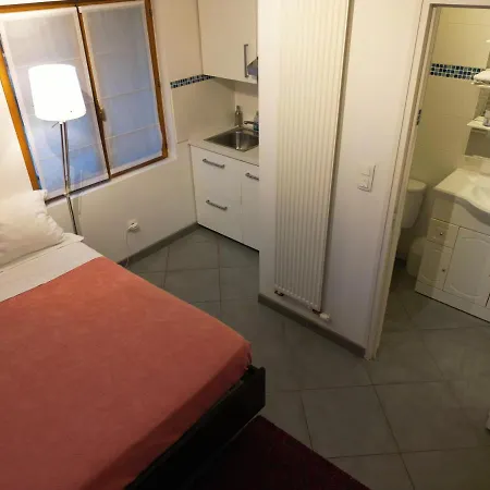 Clos Feuillat Bed and breakfast 2*