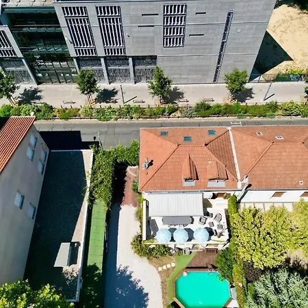 Clos Feuillat 4* Lyon